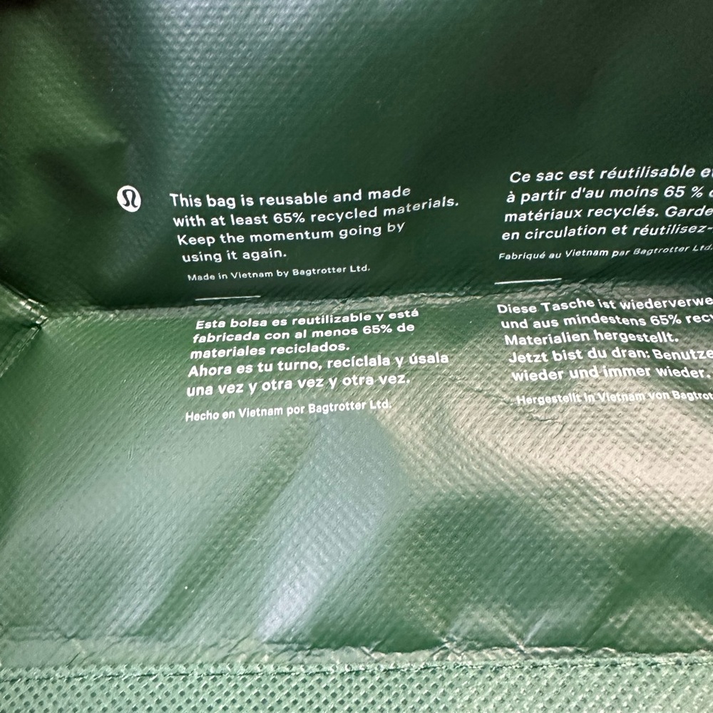 Lululemon Large recyclable reusable tote shopping bag green/white - Picture 7 of 8